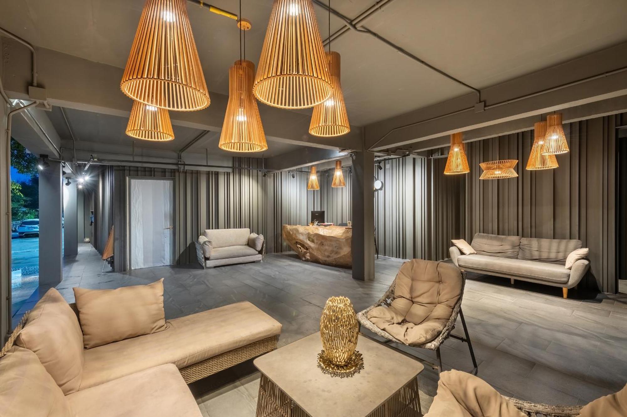 Shin Arch39 Phuket Beach Front - Sha Plus Chalong Exterior foto