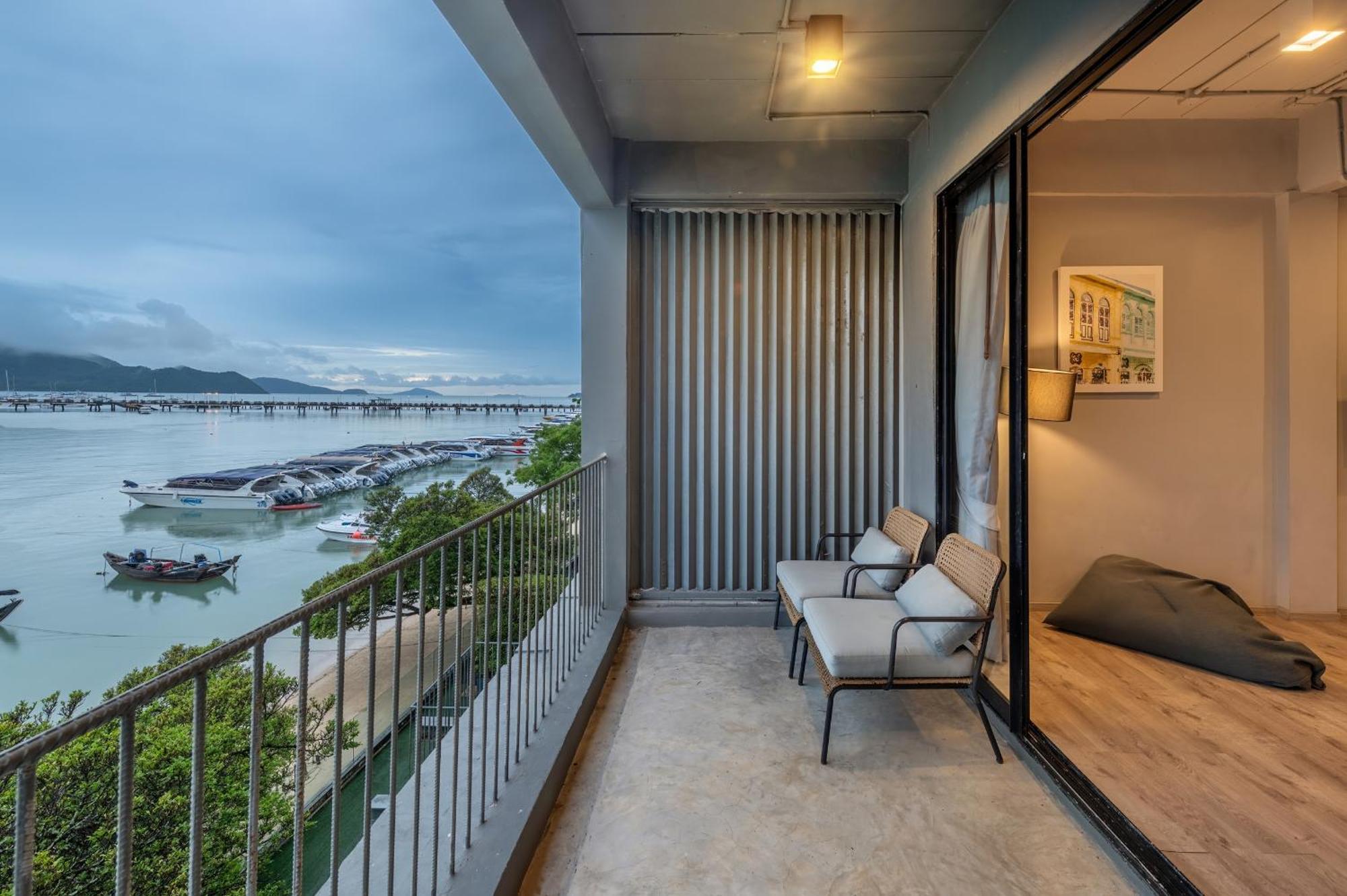 Shin Arch39 Phuket Beach Front - Sha Plus Chalong Exterior foto