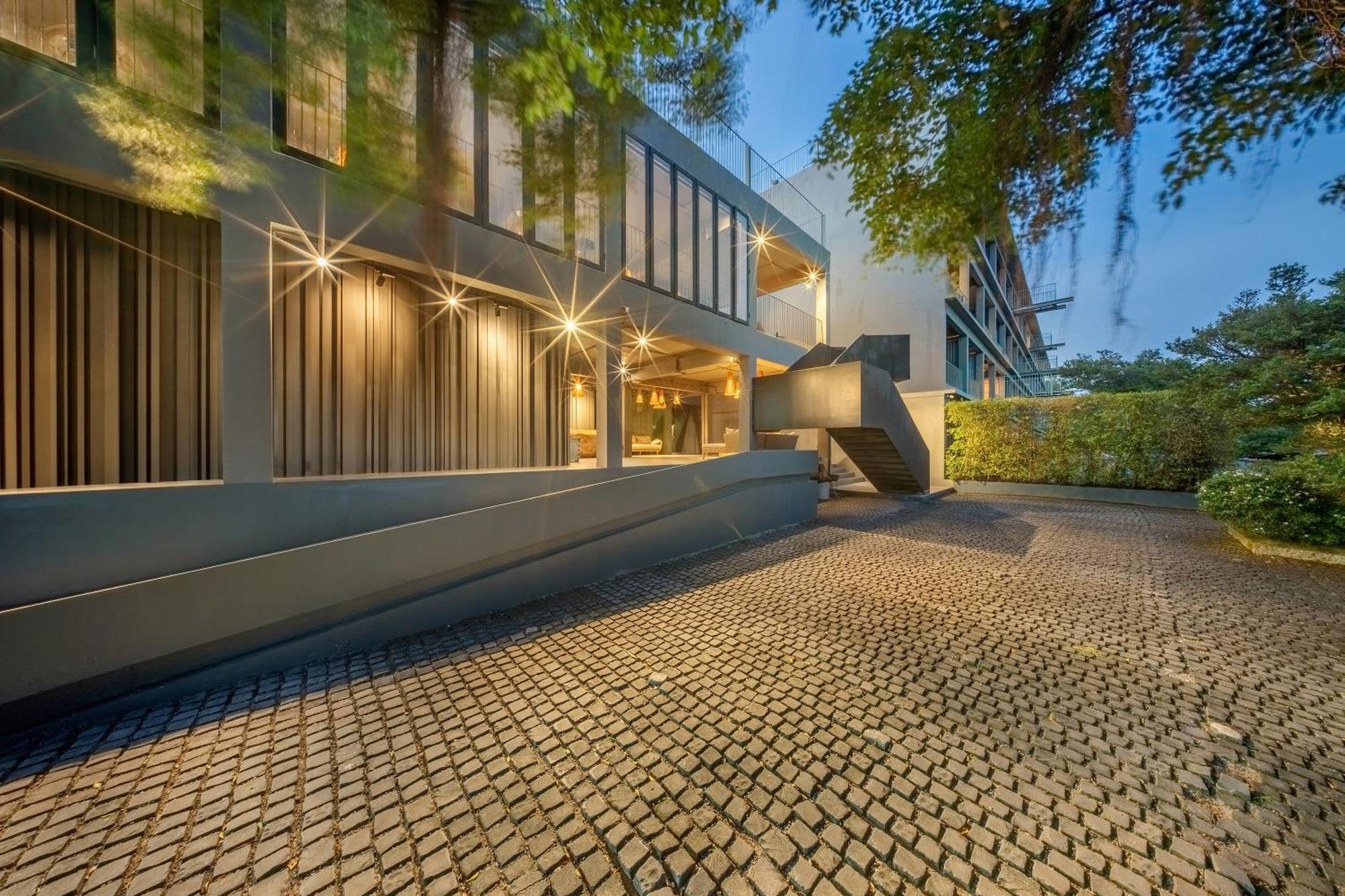 Shin Arch39 Phuket Beach Front - Sha Plus Chalong Exterior foto