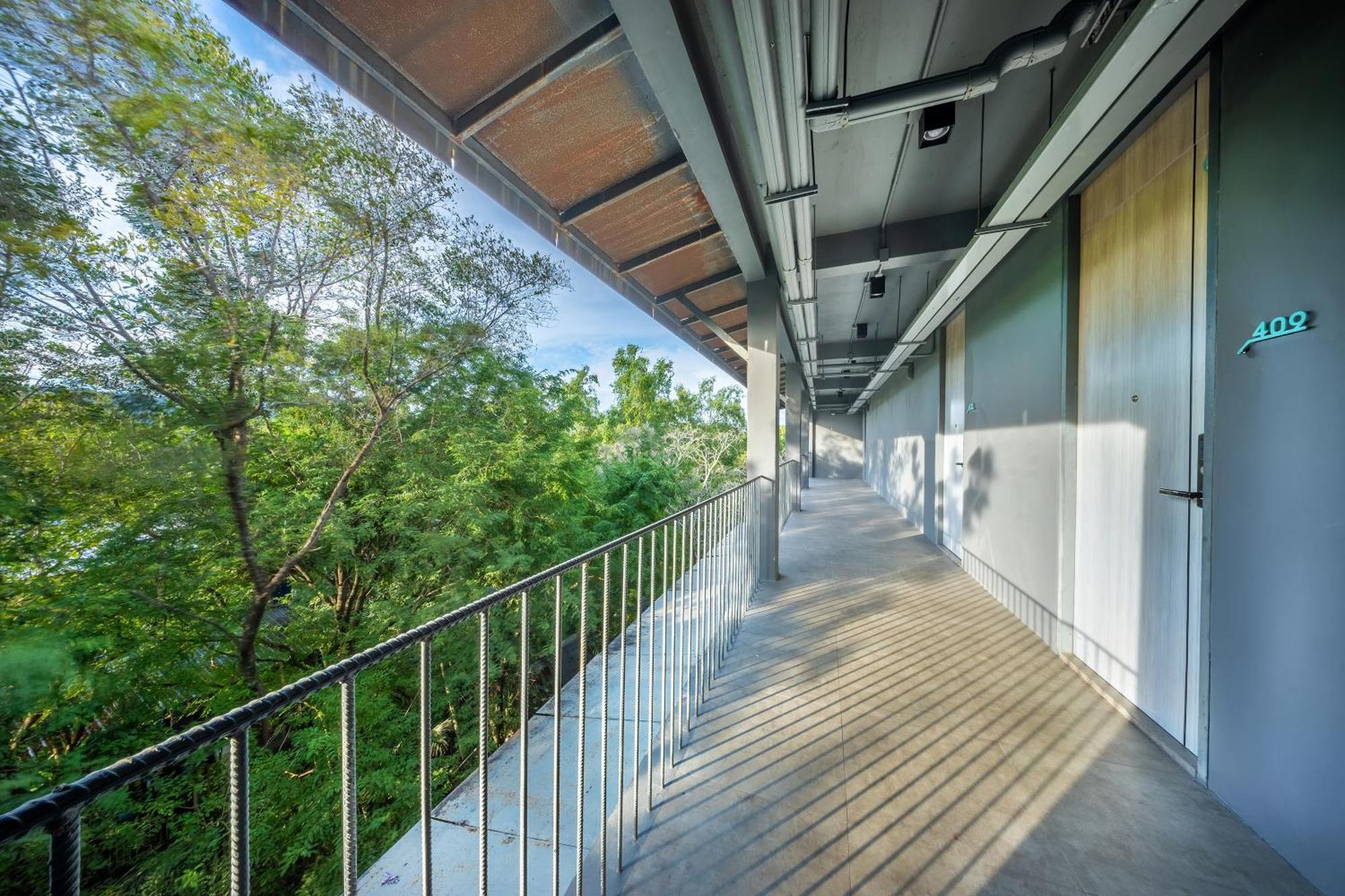 Shin Arch39 Phuket Beach Front - Sha Plus Chalong Exterior foto