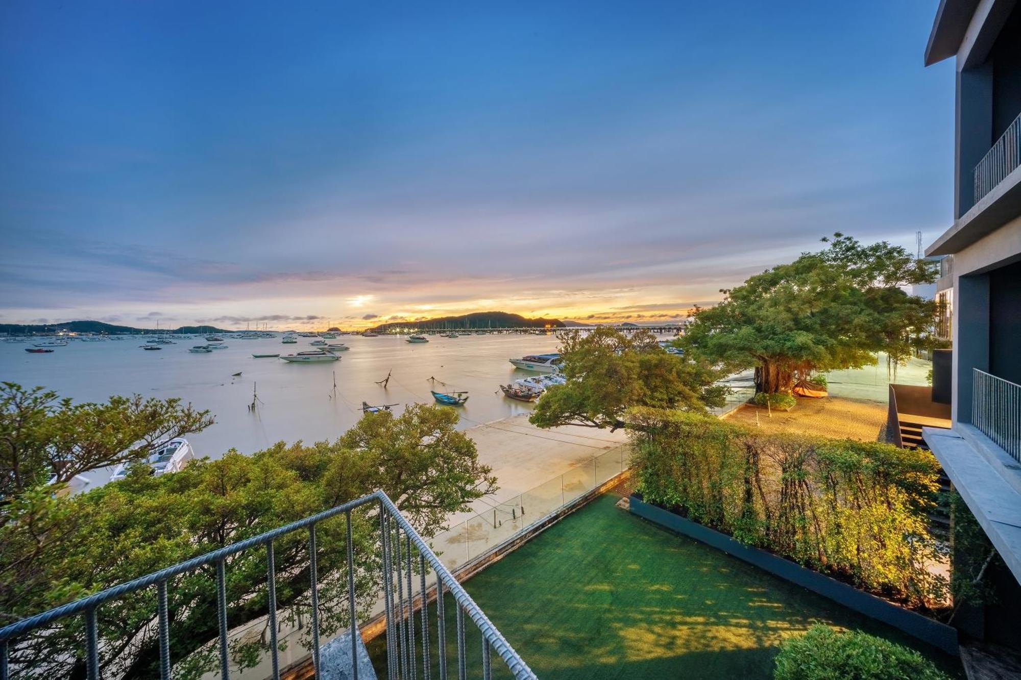 Shin Arch39 Phuket Beach Front - Sha Plus Chalong Exterior foto